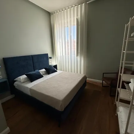 Breeze58 Bari